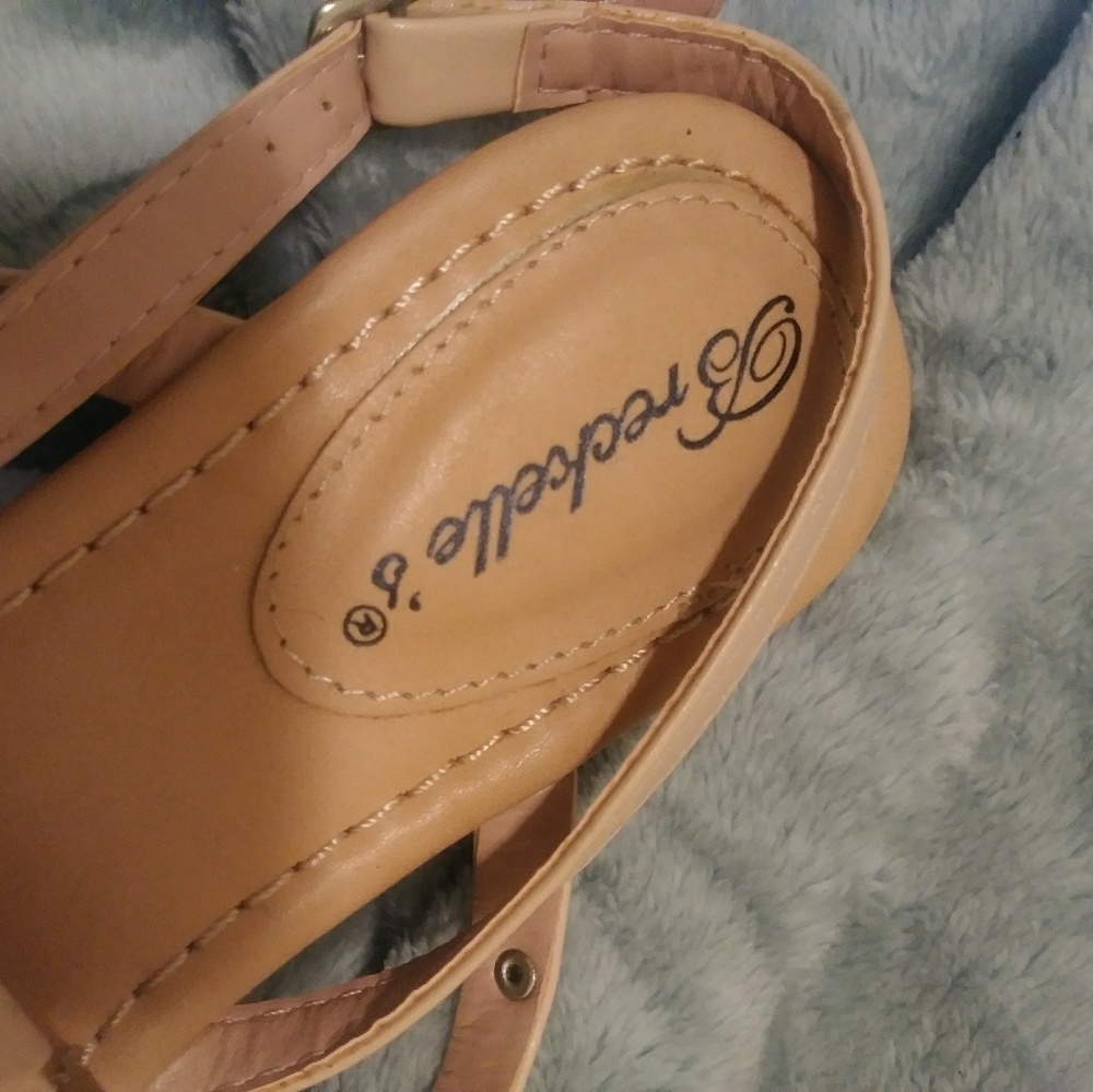 Sandals - Picture 5 of 5